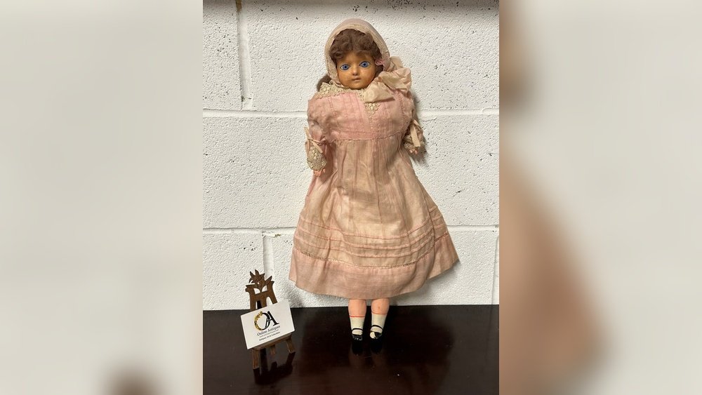 Who Buys Antique Dolls
